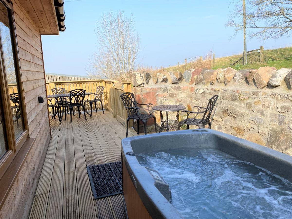Partridge Lodge With Hot Tub Forgandenny Екстериор снимка