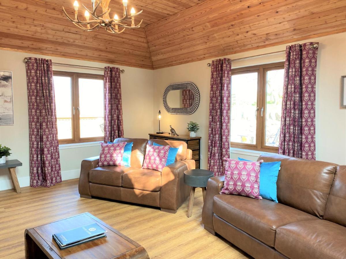 Partridge Lodge With Hot Tub Forgandenny Екстериор снимка